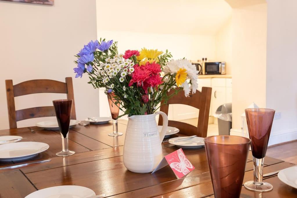 The Old Hay Barn - Games Room, Gym, Sleeps 8 Godmanchester Экстерьер фото