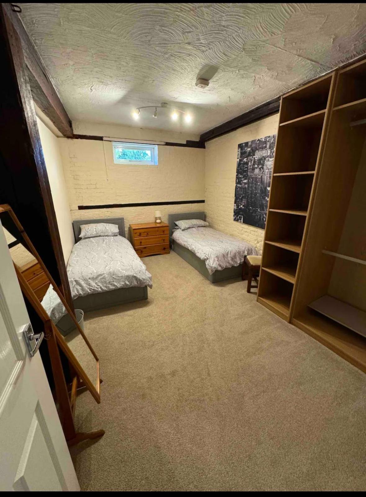The Old Hay Barn - Games Room, Gym, Sleeps 8 Godmanchester Экстерьер фото